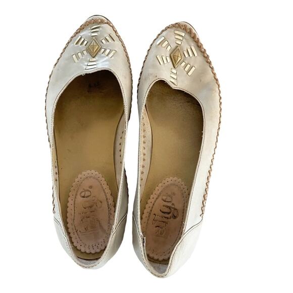 Latigo JJ Light gray blue Size 8 Flats with beautiful metal work - Picture 1 of 11